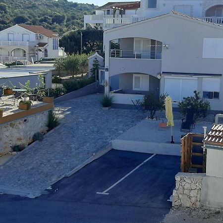 Apartment Mezaroca Рогозница Екстериор снимка