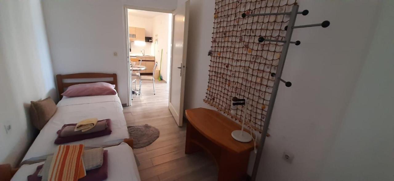 Apartment Mezaroca Рогозница Екстериор снимка
